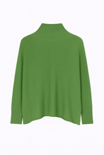 Load image into Gallery viewer, Forest green relaxed rollneck sweater