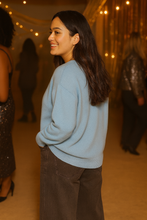 Load image into Gallery viewer, V neck oversized jumper
